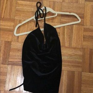 Backless going out top